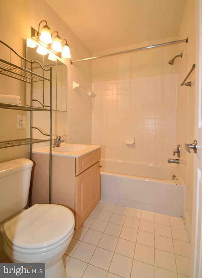 1001 Chillum Road, Unit 218 Hyattsville, MD 20782 - Photo 9 of 12