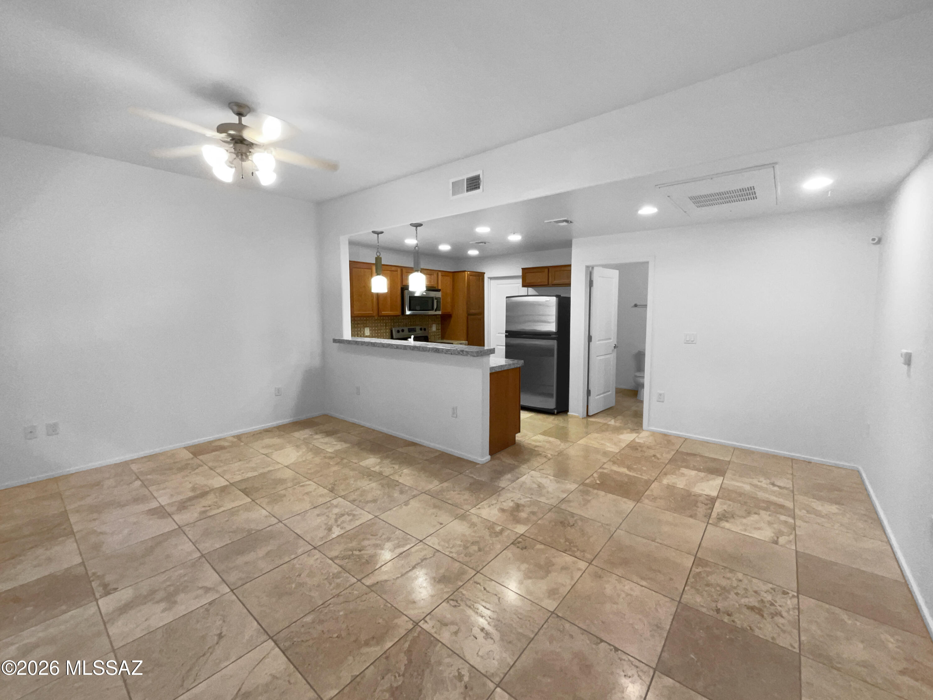 2016 East River Road, Unit 101 Tucson, AZ 85718 - Photo 5 of 15 processed-photo-0 (1)