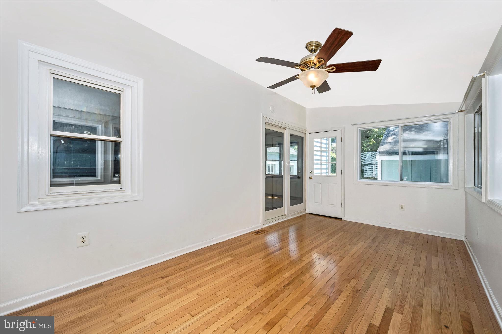 11805 Goodloe Road Silver Spring, MD 20906 - Photo 16 of 57