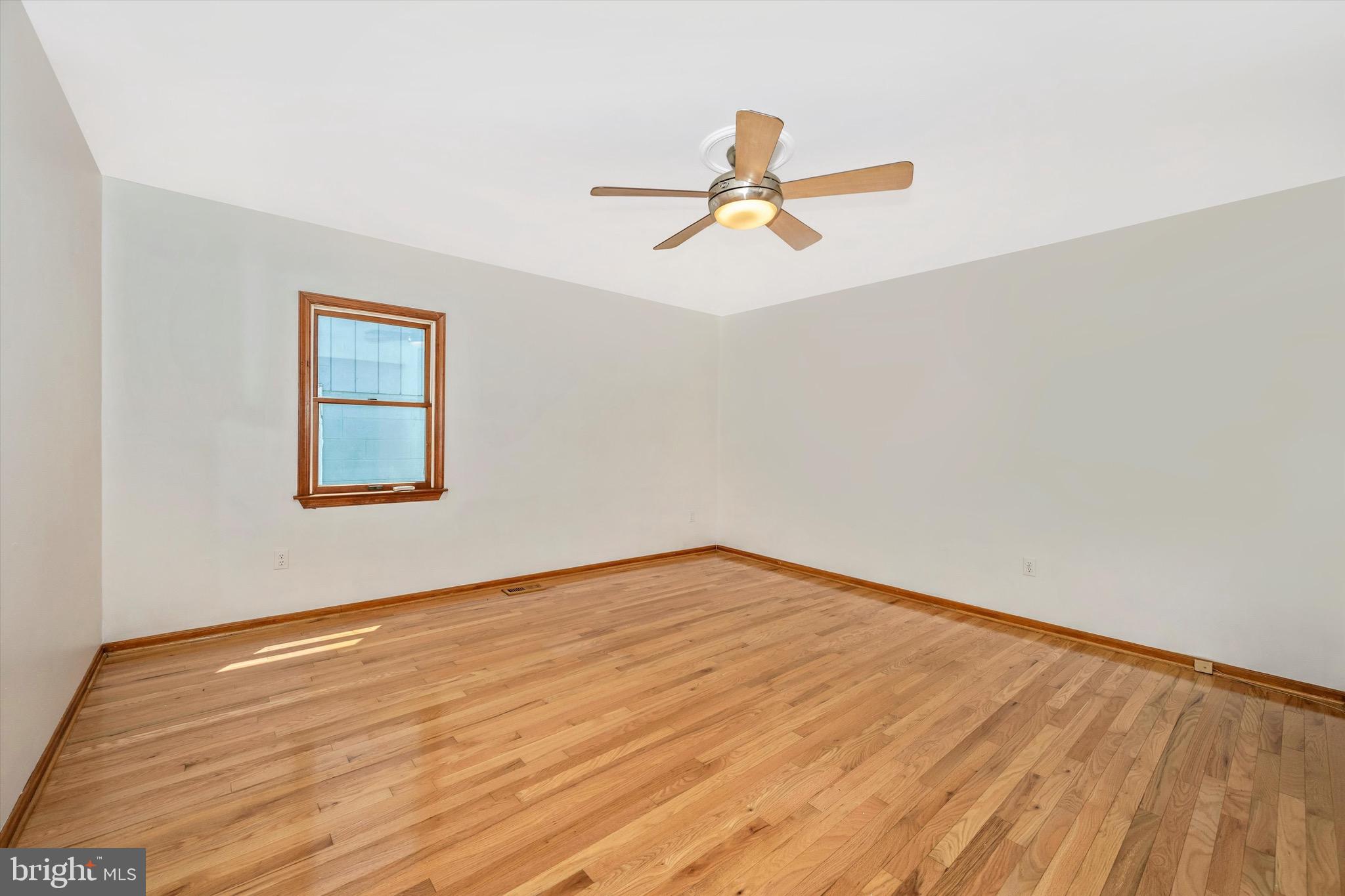 11805 Goodloe Road Silver Spring, MD 20906 - Photo 19 of 57