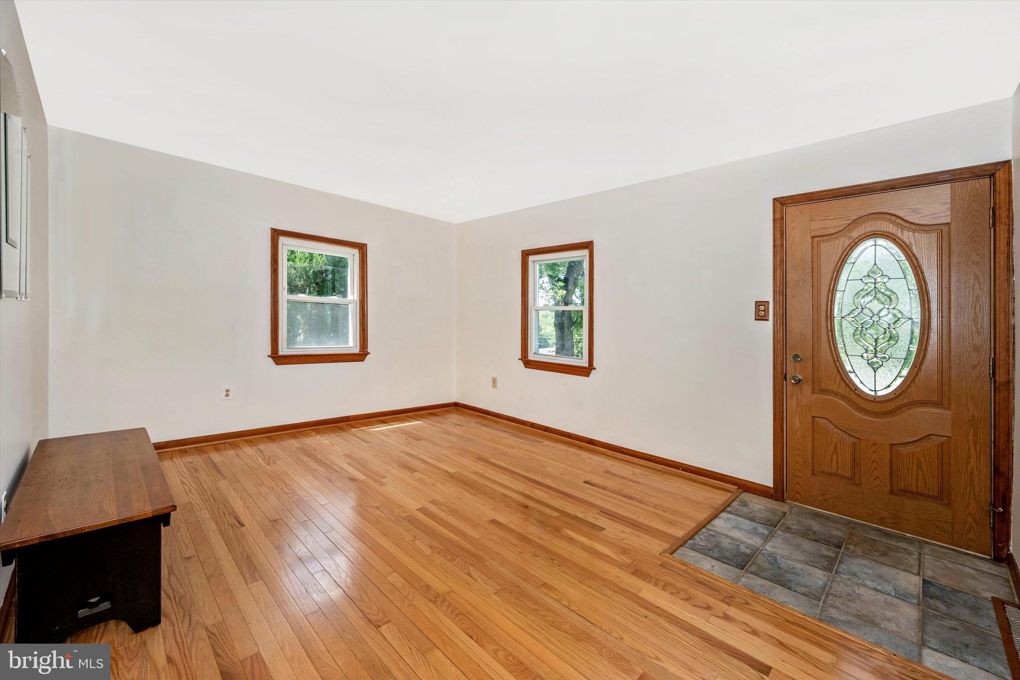 11805 Goodloe Road Silver Spring, MD 20906 - Photo 3 of 57