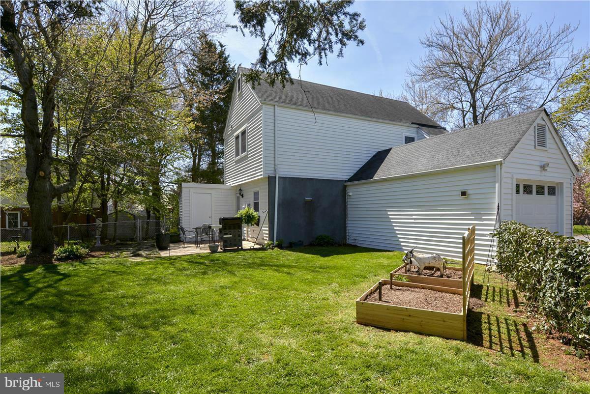 8611 Artillery Road Manassas, VA 20110 - Photo 13 of 27 Exterior (Rear)