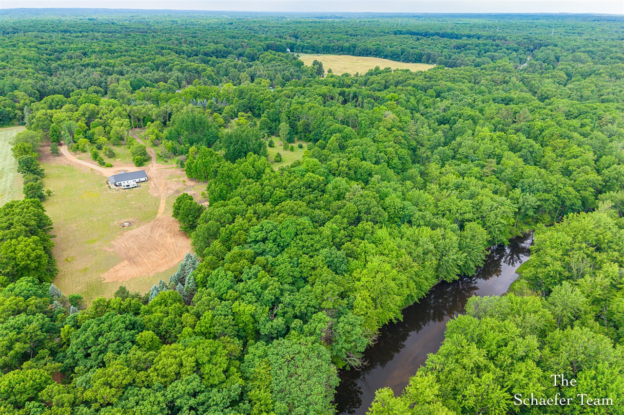 5227 Johnson Road Greenville, MI 48838 - Photo 11 of 33