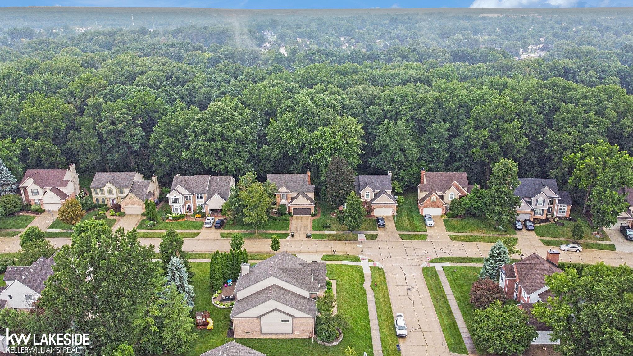 2694 Forest View Court Rochester Hills, MI 48307 - Photo 44 of 47