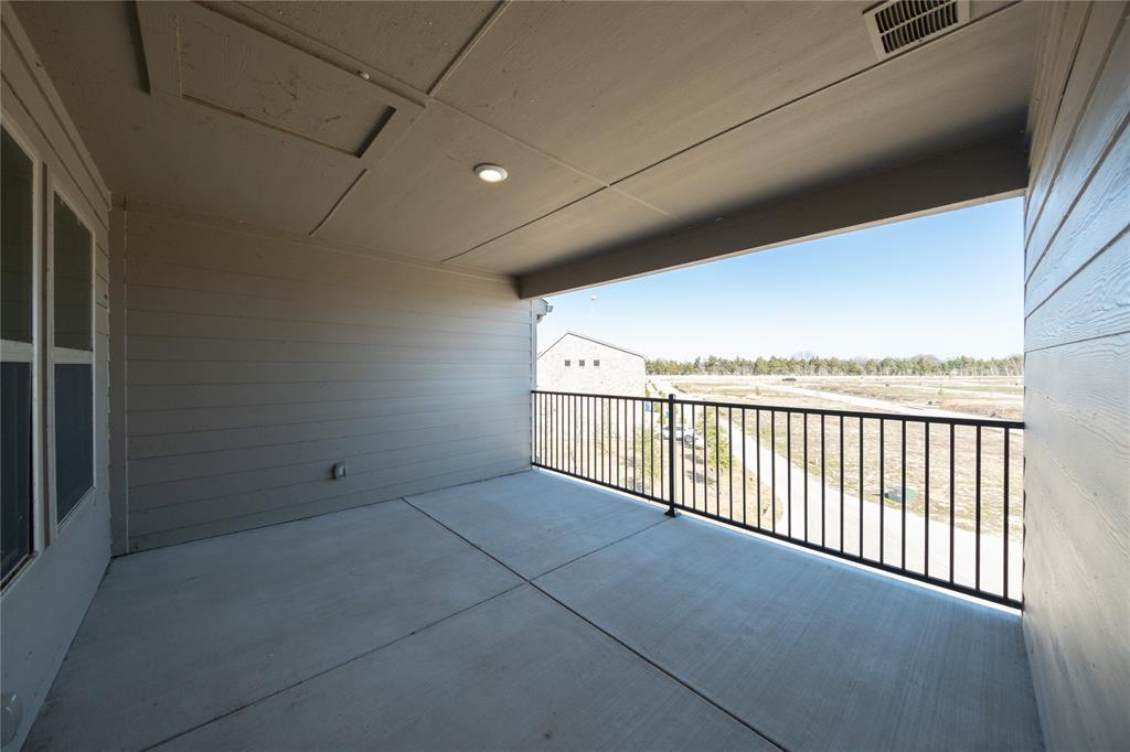 7929 Sunset Boulevard Rowlett, TX 75088 - Photo 17 of 32 a view of balcony