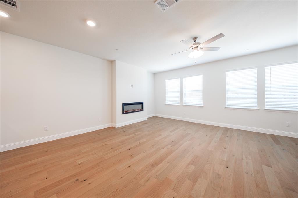 7929 Sunset Boulevard Rowlett, TX 75088 - Photo 5 of 34 Great Room