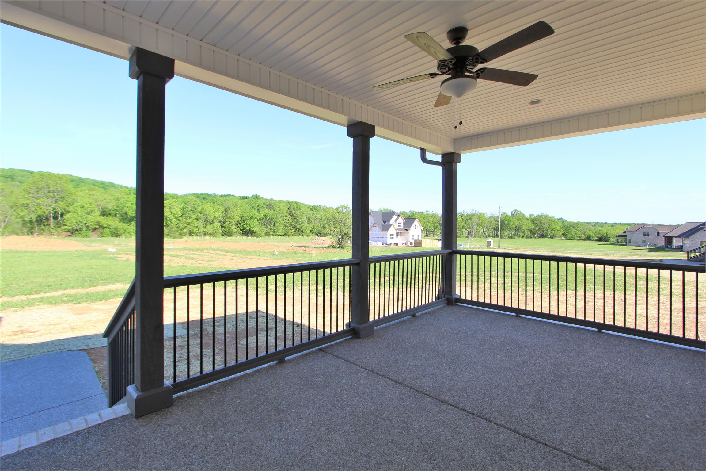 3818 Old Murfreesboro Road West, Unit 5 Lebanon, TN 37090 - Photo 26 of 27 a view of a roof deck