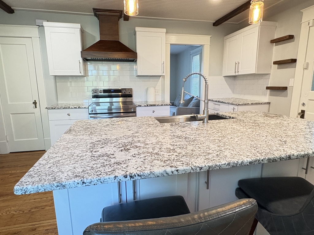 110 Darling Street Springfield, MA 01151 - Photo 9 of 28 Gallery Image 9