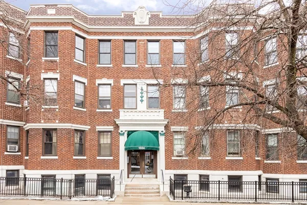 $439,000 | 1564 Commonwealth Avenue, Unit 16, Boston, MA 02135