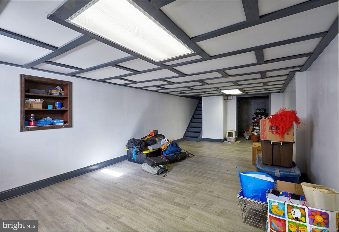 443 Pricketts Mill Road Tabernacle, NJ 08088 - Photo 32 of 37 a living room with furniture and a gym equipment
