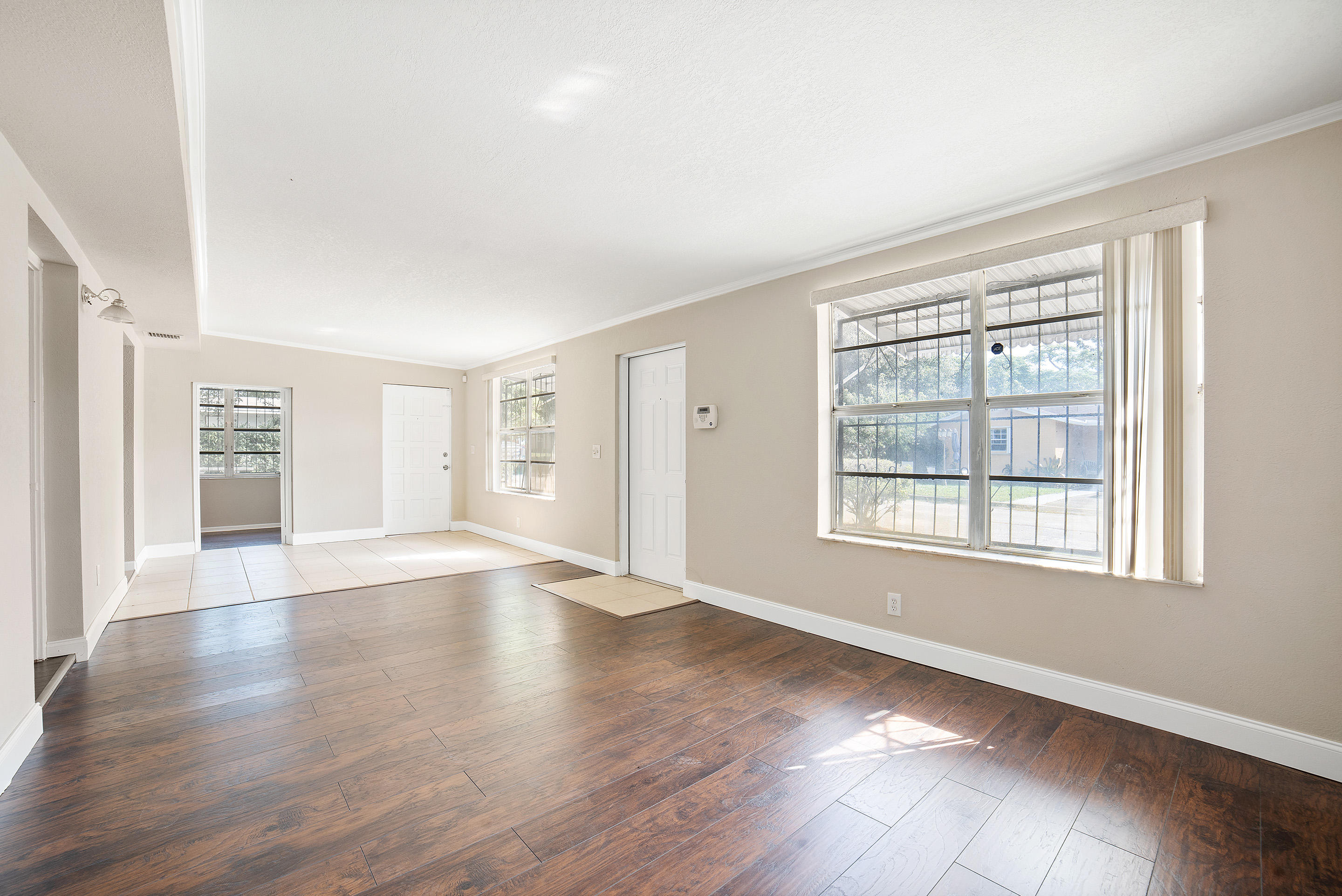 1410 West 26th Street Riviera Beach, FL 33404 - Photo 7 of 19 1410 W 26th St