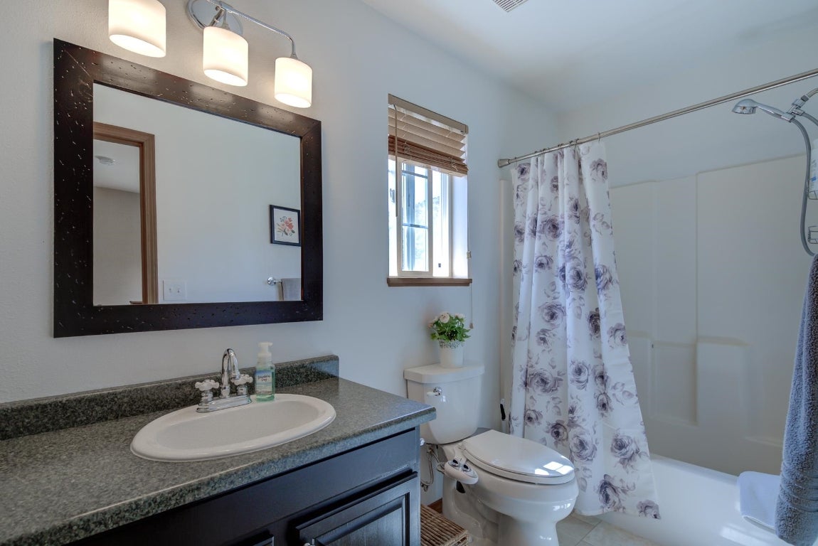 5518 Schulmeyer Gulch Road Yreka, CA 96097 - Photo 12 of 21 Gallery Image 12