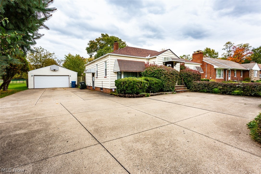 7011 Ridge Road Parma, OH 44129 - Photo 4 of 24