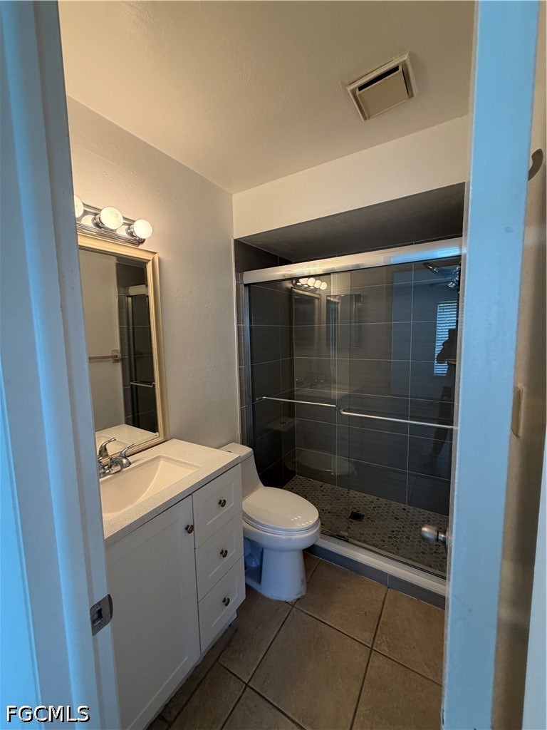 1100 Pondella Road, Unit 911 Cape Coral, FL 33909 - Photo 12 of 16