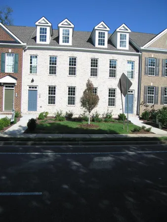 $1,800 | 2018 Middle Tennessee Boulevard, Murfreesboro, TN 37130