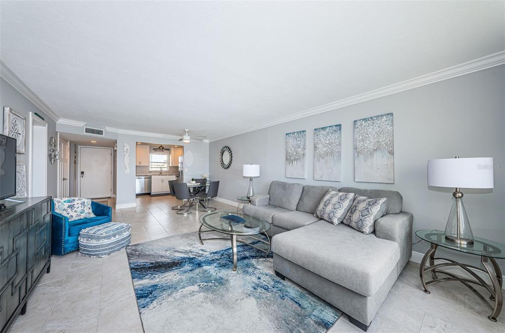 4775 Cove Circle, Unit 904 St. Petersburg, FL 33708 - Photo 17 of 50