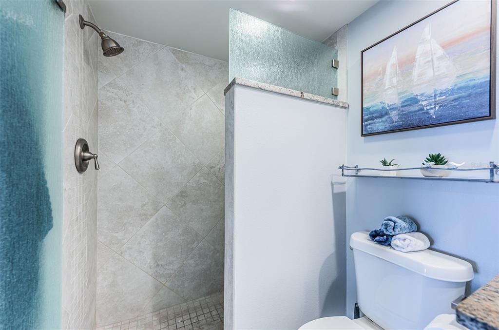 4775 Cove Circle, Unit 904 St. Petersburg, FL 33708 - Photo 20 of 50