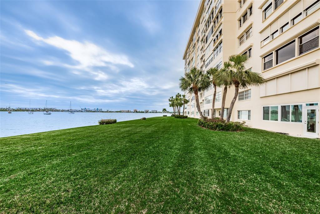 4775 Cove Circle, Unit 904 St. Petersburg, FL 33708 - Photo 27 of 50