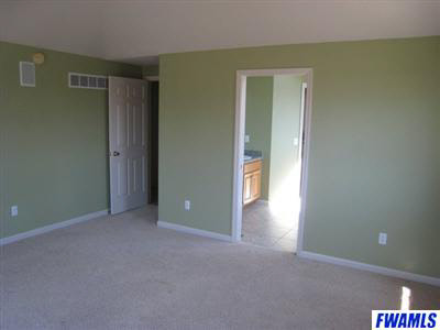 1004 County Road 71 Butler, IN 46721 - Photo 7 of 17