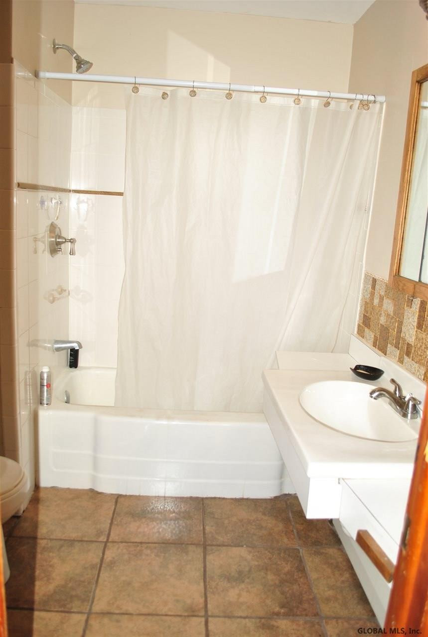 93 Osborne Road Colonie, NY 12205 - Photo 14 of 16 Photo 14