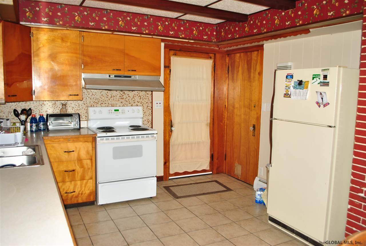 93 Osborne Road Colonie, NY 12205 - Photo 9 of 16 Photo 9