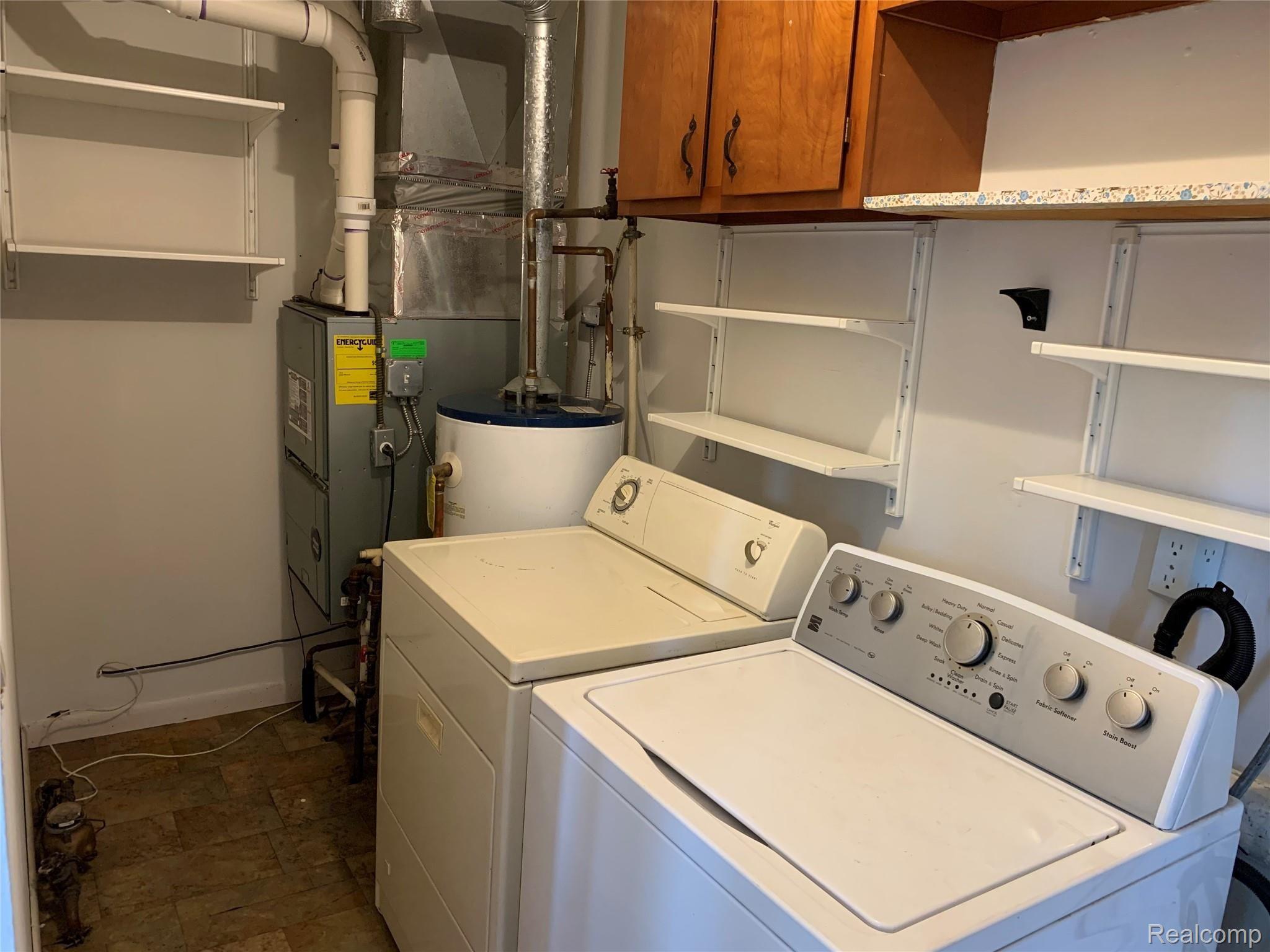 1365 Rambling Road Ypsilanti, MI 48198 - Photo 10 of 23 1365 Rambling- W&D.jpg