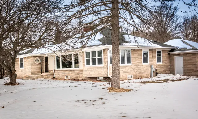 $399,900 | 8114 Van Abel Street, Kaukauna, WI 54130