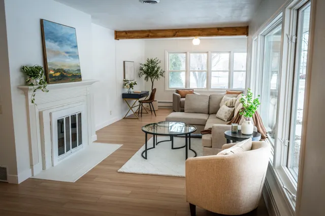 $399,900 | 8114 Van Abel Street, Kaukauna, WI 54130