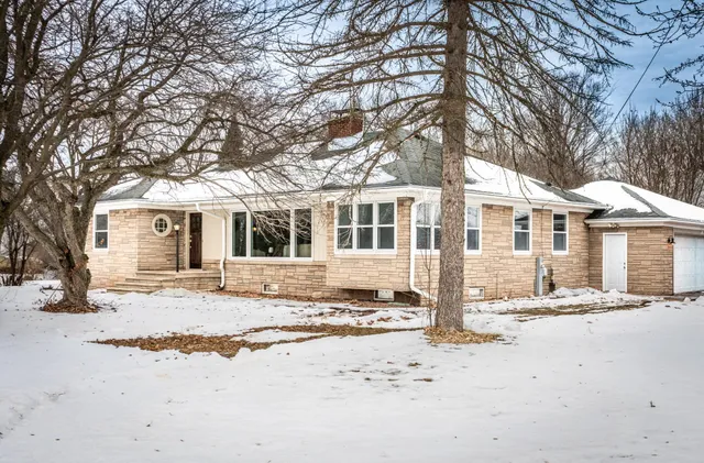 $399,900 | 8114 Van Abel Street, Kaukauna, WI 54130