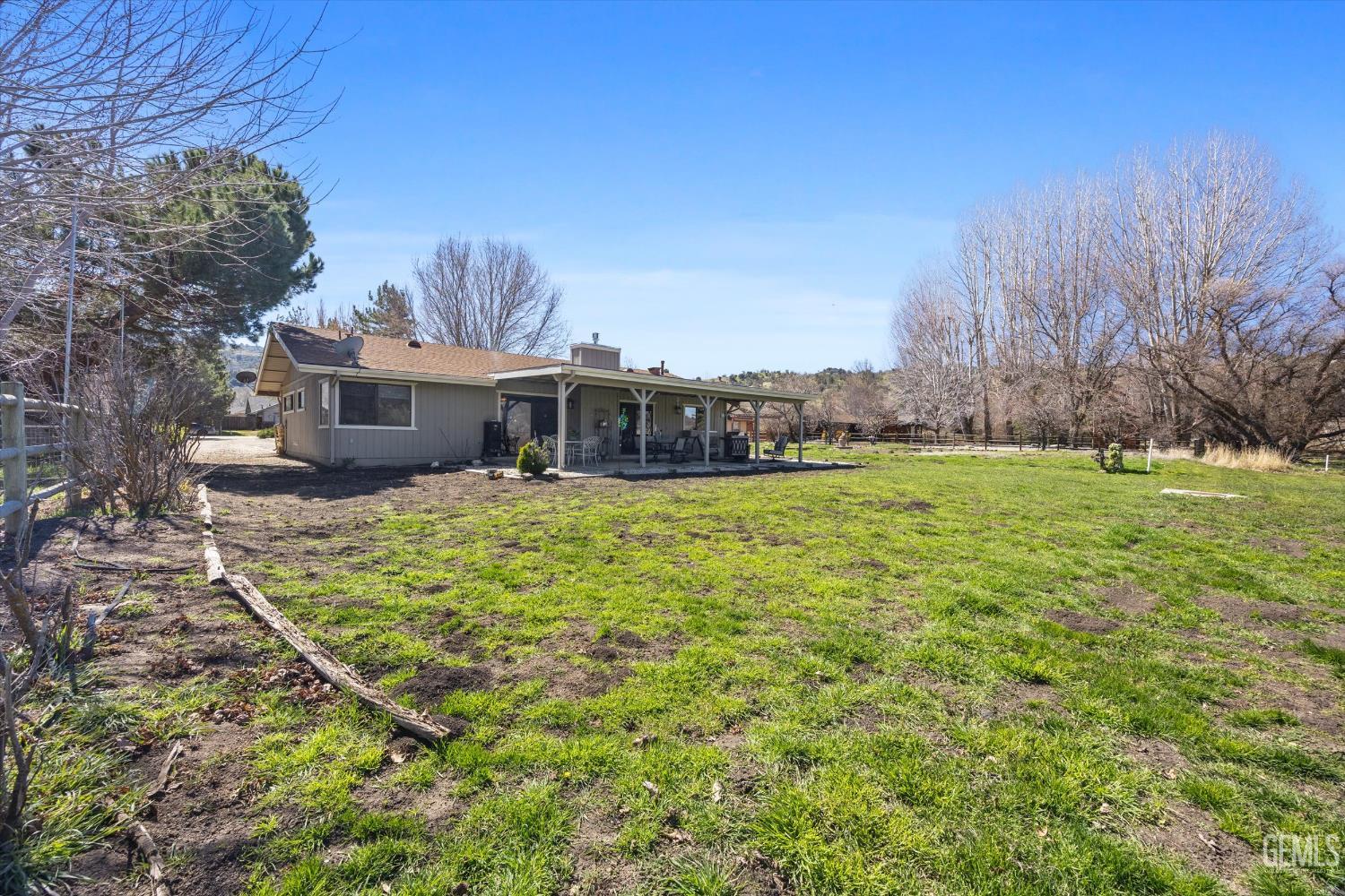 Undisclosed Address Tehachapi, CA 93561 - Photo 40 of 48 a view of a house with a big yard