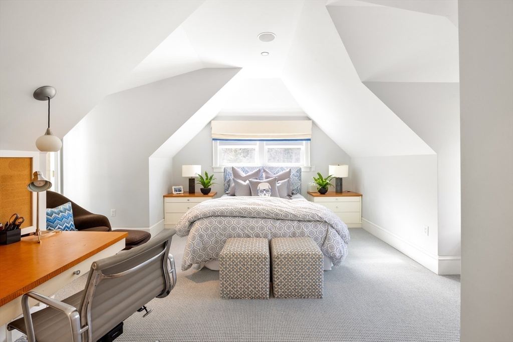 1 Chestnut Place Brookline, MA 02445 - Photo 16 of 26