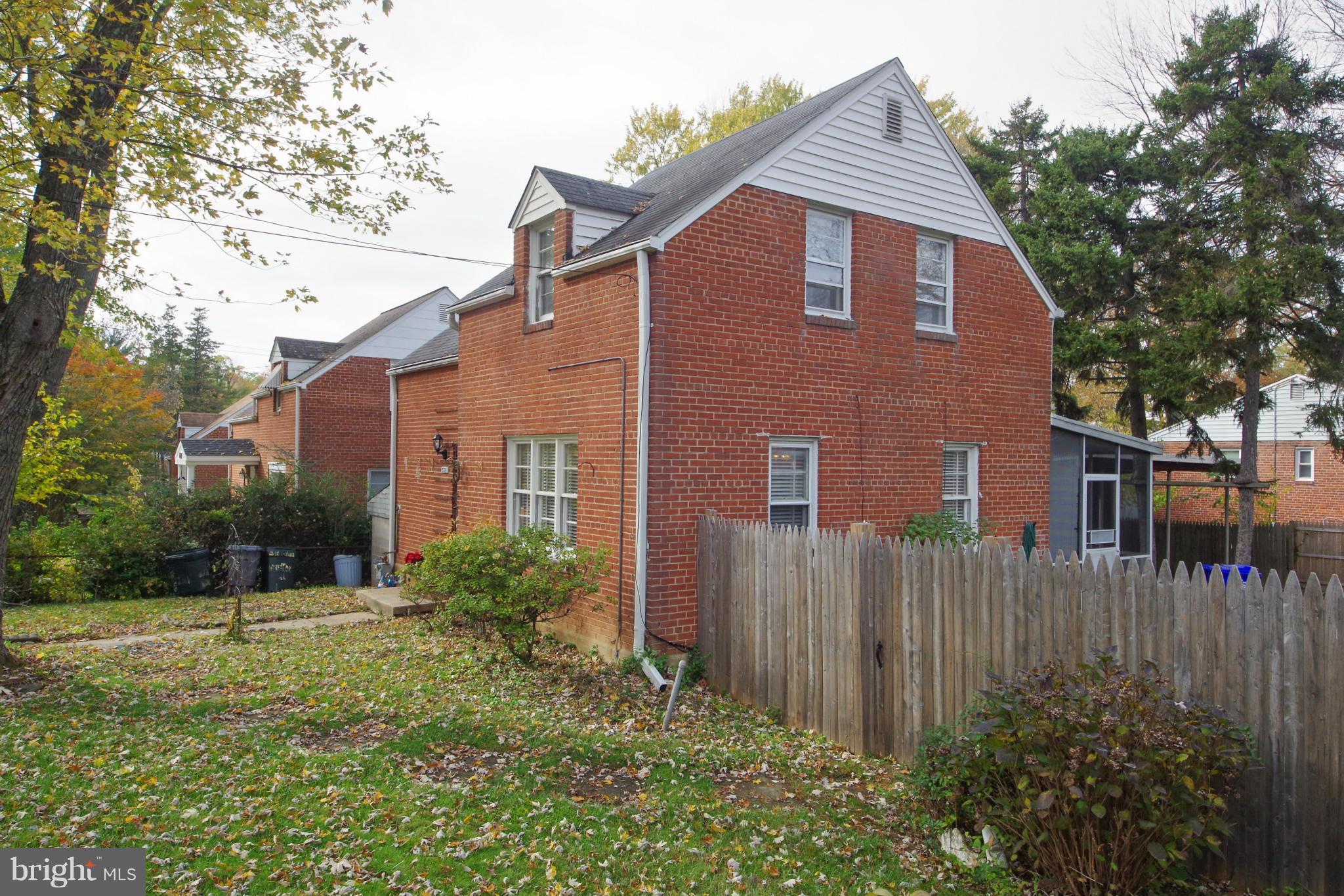 2701 Harris Avenue Silver Spring, MD 20902 - Photo 3 of 30 Exterior (Front)