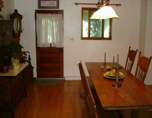 112 Ridge Avenue Economy, PA 15042 - Photo 4 of 8 Dining Room.