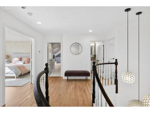 $1,990,000 | 11511 South Riverwood Road, Portland, OR 97219