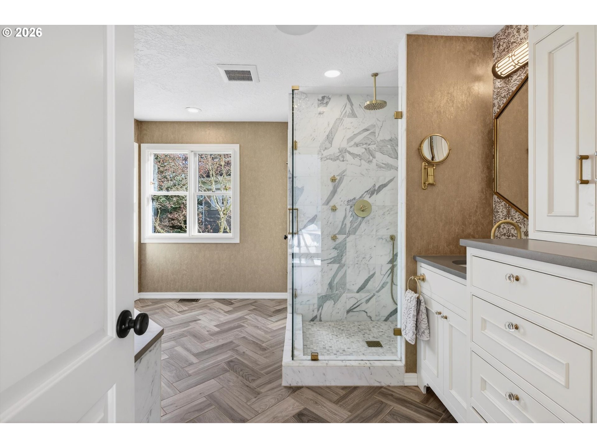 11511 South Riverwood Road Portland, OR 97219 - Photo 26 of 47