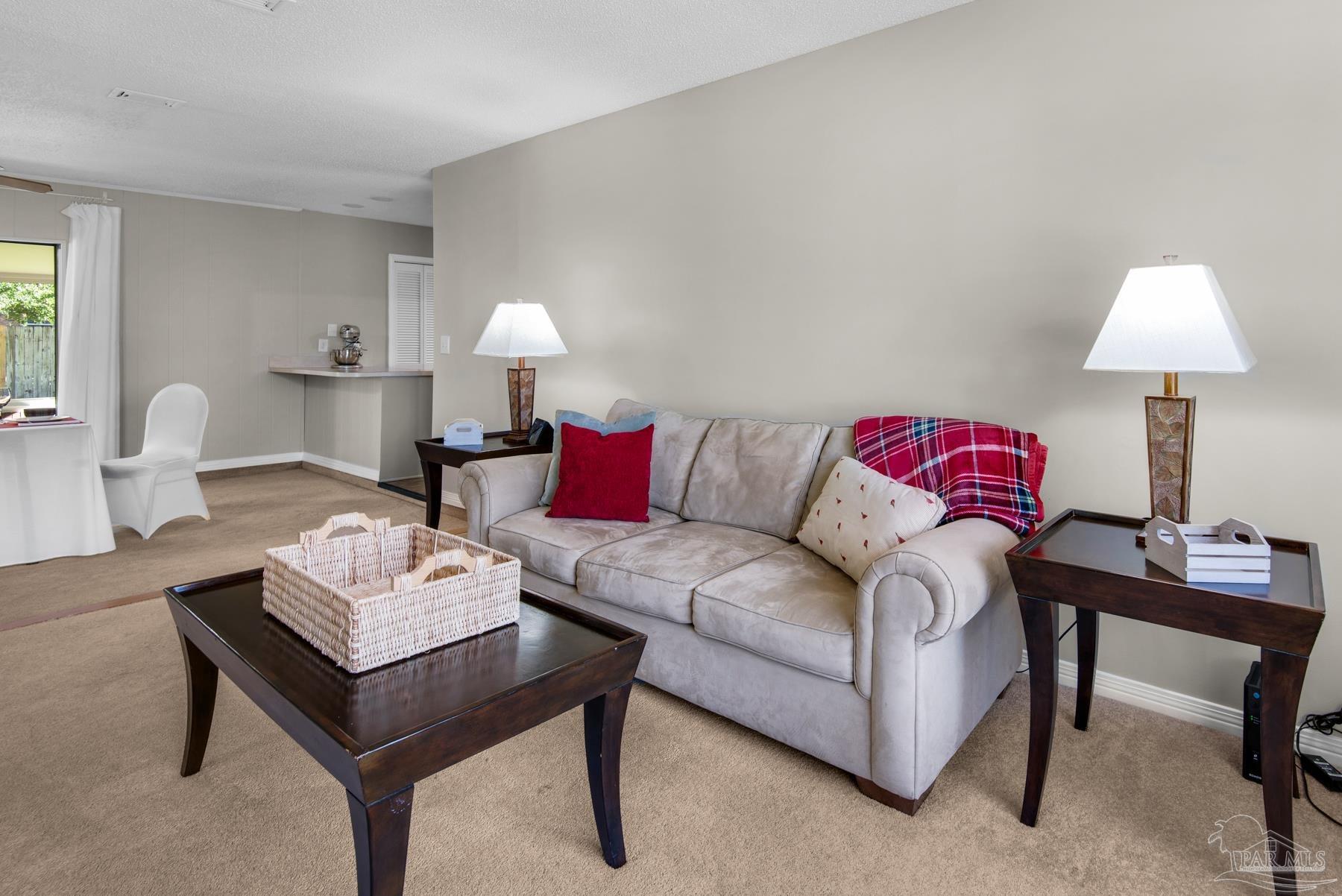 5850 Adelyn Road Pensacola, FL 32504 - Photo 8 of 39 Gallery Image 8