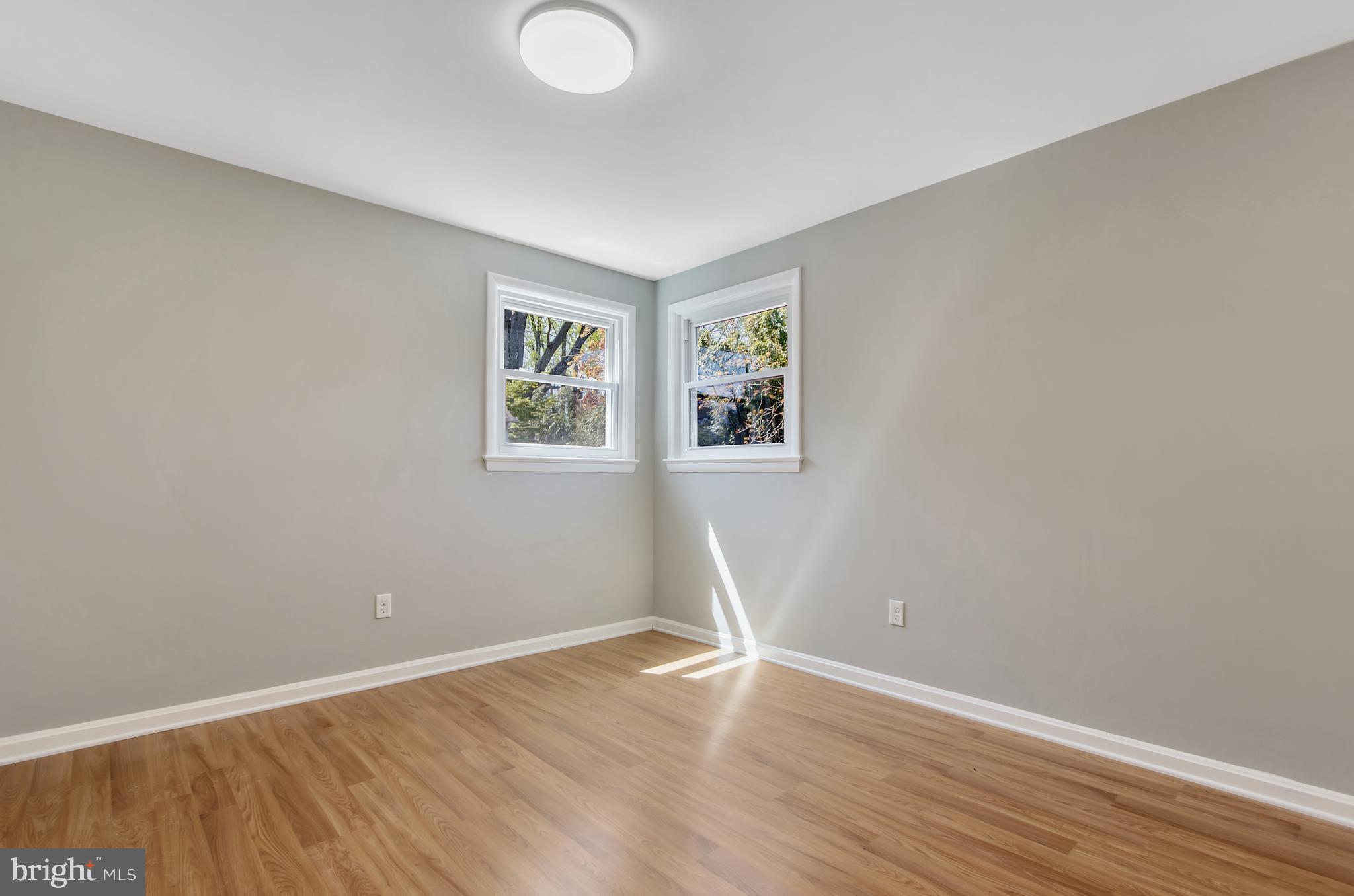 8614 Ewing Drive Bethesda, MD 20817 - Photo 16 of 24