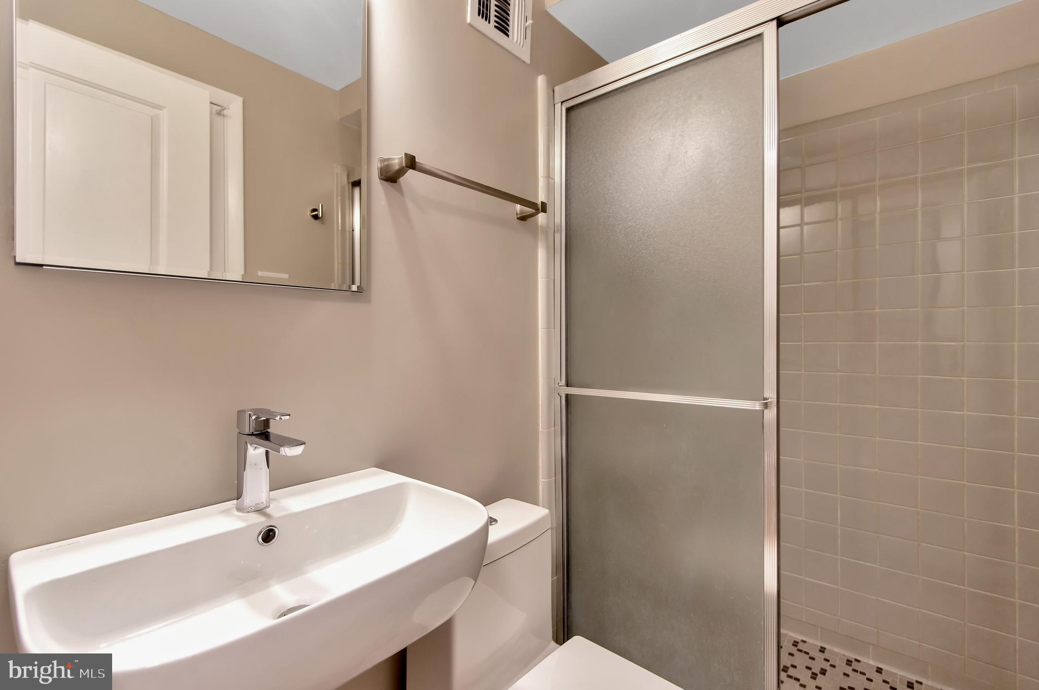 8614 Ewing Drive Bethesda, MD 20817 - Photo 18 of 24