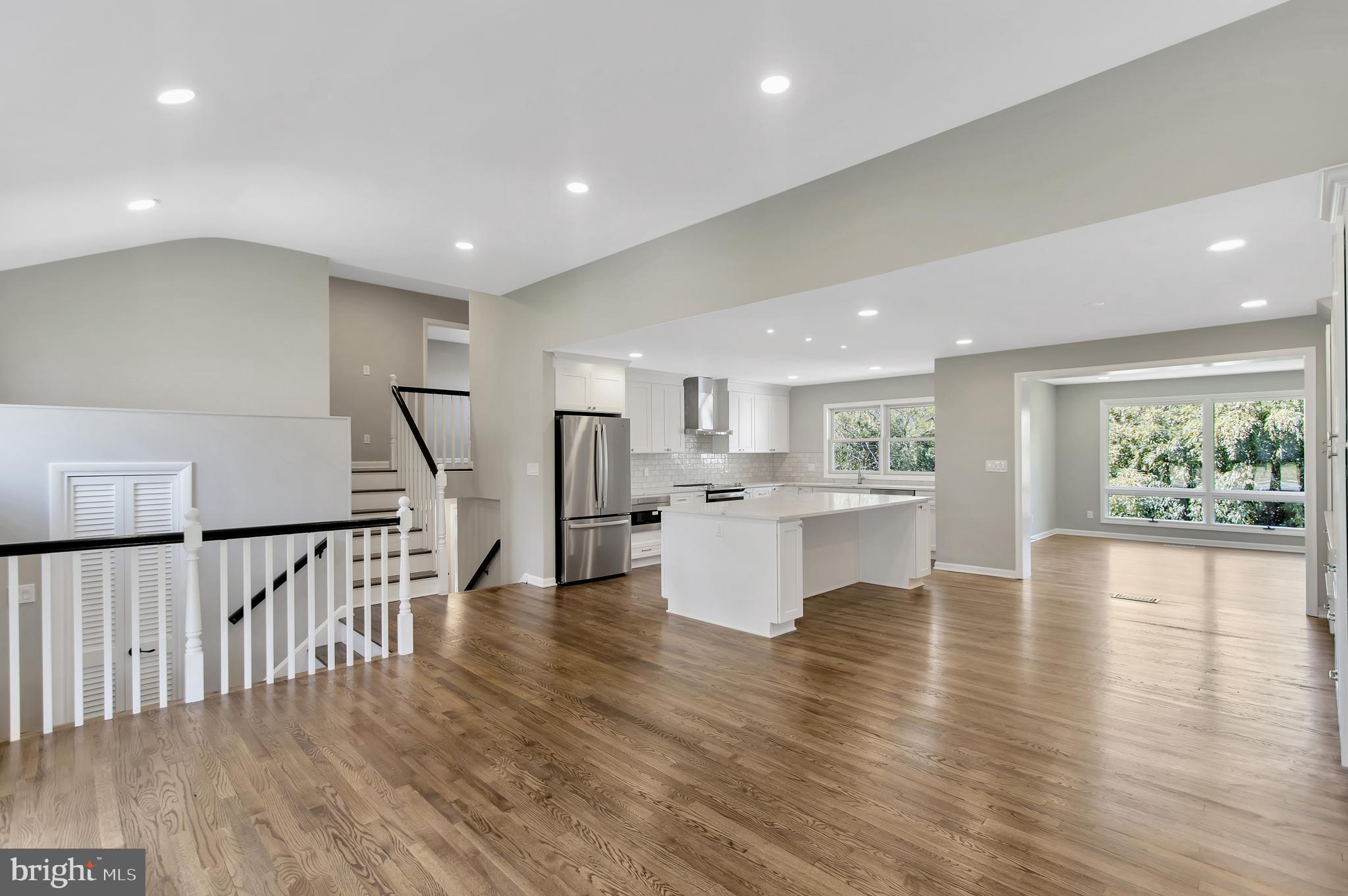 8614 Ewing Drive Bethesda, MD 20817 - Photo 2 of 24