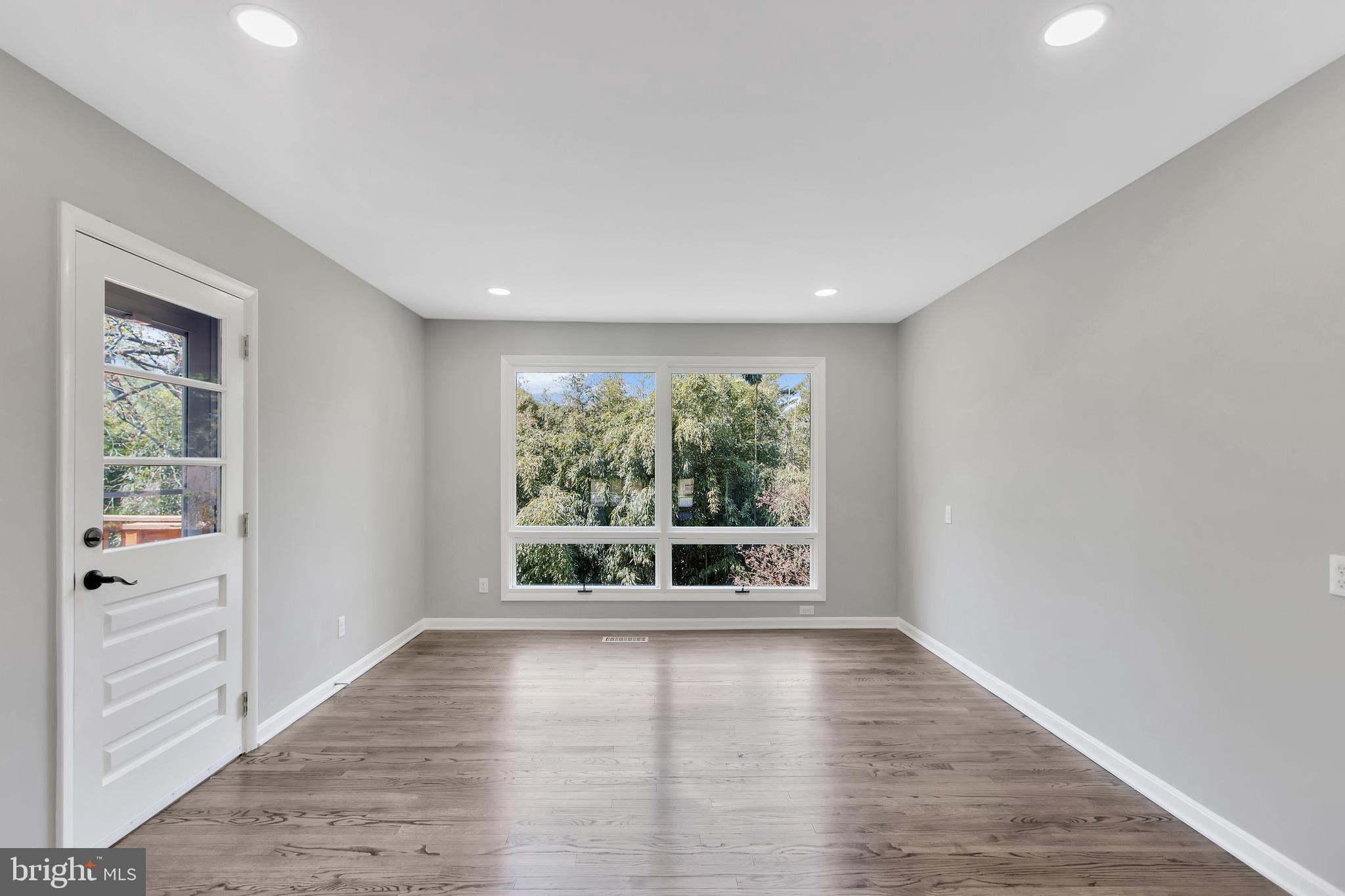 8614 Ewing Drive Bethesda, MD 20817 - Photo 9 of 24