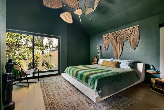 $6,000,000 | 5676 Taft Avenue, La Jolla, CA 92037