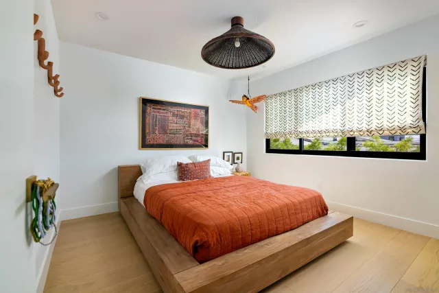 $6,000,000 | 5676 Taft Avenue, La Jolla, CA 92037