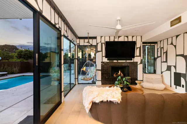 $6,000,000 | 5676 Taft Avenue, La Jolla, CA 92037