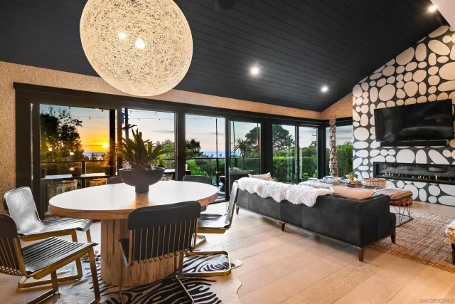 $6,000,000 | 5676 Taft Avenue, La Jolla, CA 92037