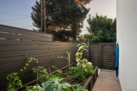 $6,000,000 | 5676 Taft Avenue, La Jolla, CA 92037