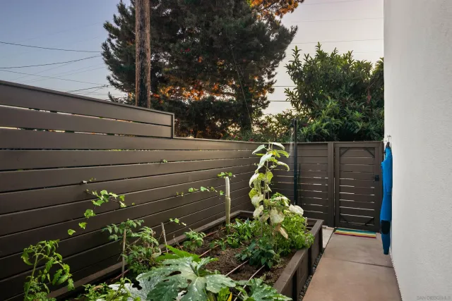 $6,000,000 | 5676 Taft Avenue, La Jolla, CA 92037