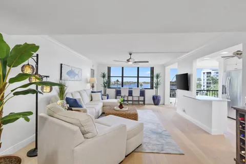 $799,000 | 1648 Jupiter Cove Drive, Unit 315, Jupiter, FL 33469