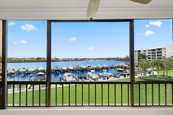 $799,000 | 1648 Jupiter Cove Drive, Unit 315, Jupiter, FL 33469