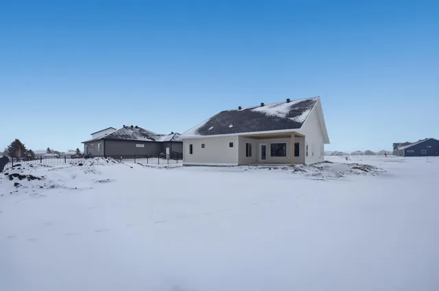 $548,500 | 4736 Hampton Loop South, Moorhead, MN 56560