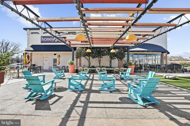 $524,700 | 7057 Huntley Run Place, Unit 120, Alexandria, VA 22306